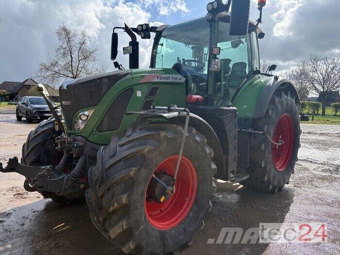 Fendt 718 S4 Profi Plus Traktorit