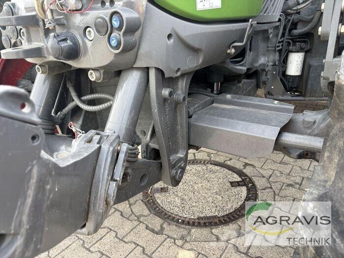 Fendt 718 VARIO S4 Τρακτέρ