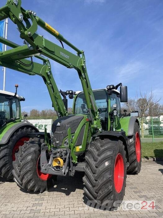 Fendt 724 Gen6 mit Frontlader Трактори