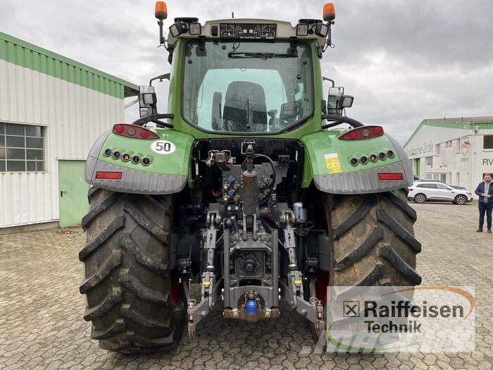 Fendt 724 Vario gebraucht 拖拉机/农用车