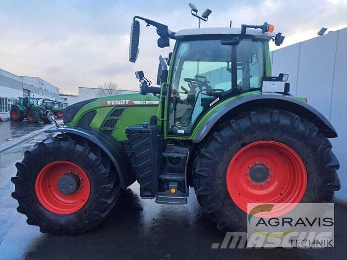 Fendt 724 VARIO GEN-6 Tractors