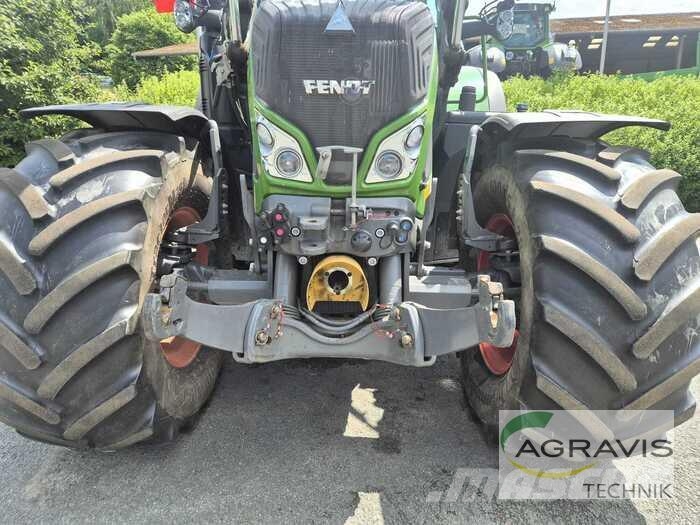 Fendt 724 VARIO GEN-6 Trattori