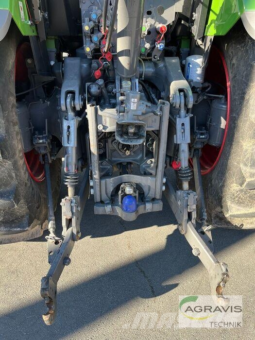 Fendt 724 VARIO GEN-6 Trattori