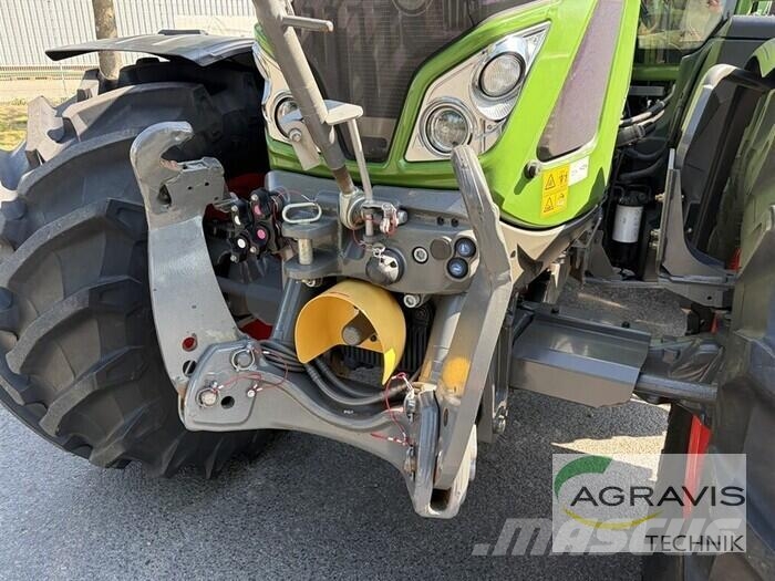 Fendt 724 VARIO GEN-6 Profi+ Setting 2 Tratores Agrícolas usados