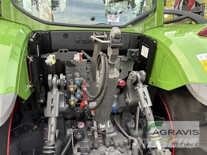 Fendt 724 VARIO GEN-6 Profi+ Setting2 Traktorer