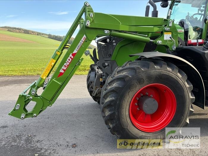 Fendt 724 VARIO GEN-7 Traktorji