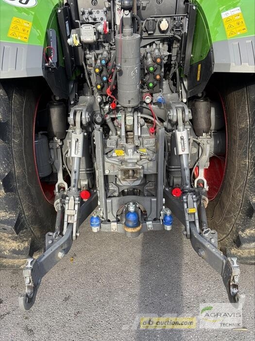 Fendt 724 VARIO GEN-7 Traktorji
