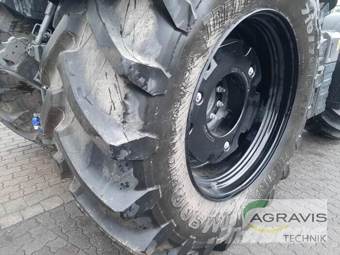 Fendt 724 VARIO GEN-7 Tratores Agrícolas usados