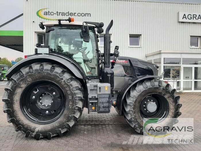 Fendt 724 VARIO GEN-7 Tratores Agrícolas usados