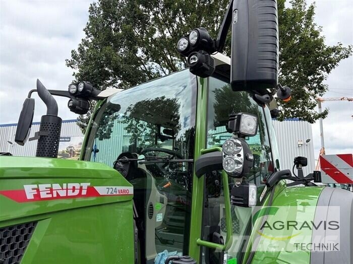 Fendt 724 VARIO GEN-7 Profi+ Setting 2 Tracteur