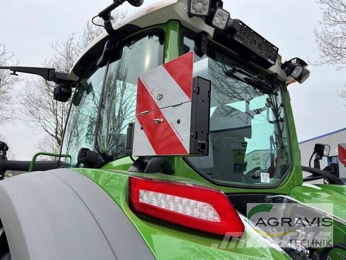 Fendt 724 VARIO GEN-7 Profi+ Setting2 Tracteur
