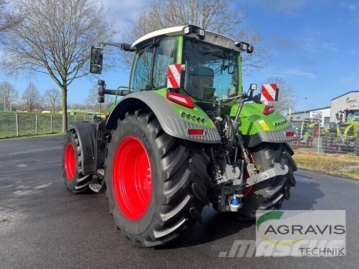 Fendt 724 VARIO GEN-7 Profi+ Setting2 Tratores Agrícolas usados
