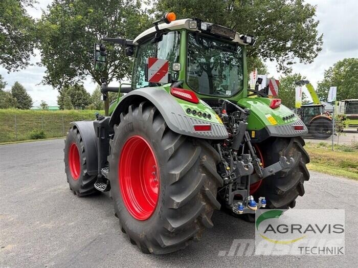 Fendt 724 VARIO GEN-7 Profi+ Setting 2 Tracteur