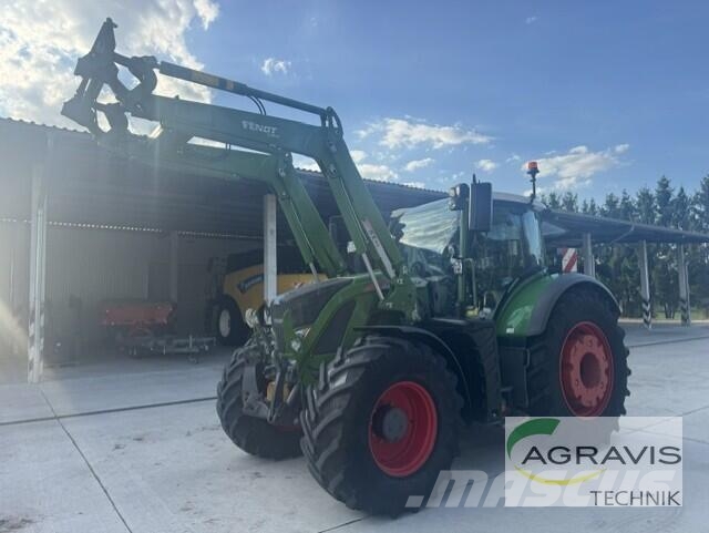 Fendt 724 VARIO S4 Tractors