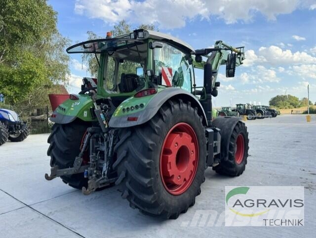 Fendt 724 VARIO S4 Tractors
