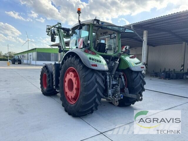 Fendt 724 VARIO S4 Tractors