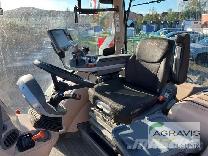 Fendt 724 VARIO S4 الجرارات