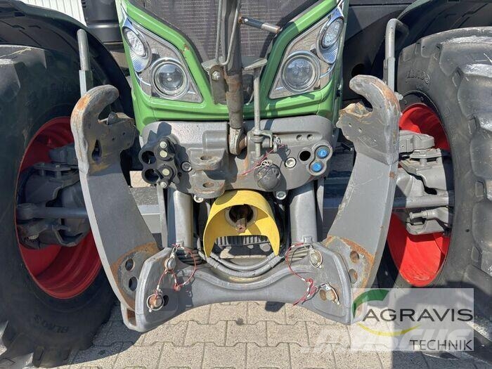 Fendt 724 VARIO S4 Profi Tractoren