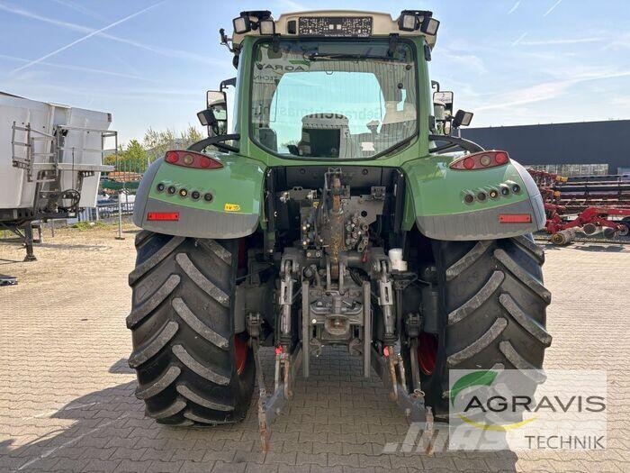 Fendt 724 VARIO S4 Profi Tractoren
