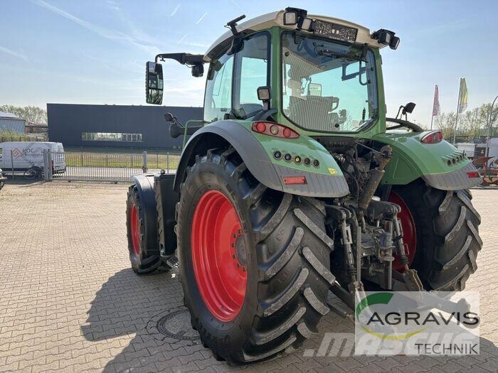 Fendt 724 VARIO S4 Profi Tractoren