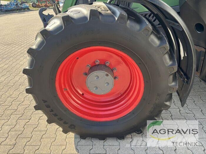 Fendt 724 VARIO S4 Profi Tractoren