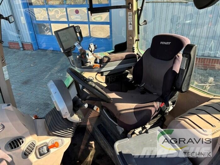 Fendt 724 VARIO S4 Profi Plus Traktorer
