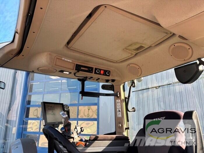 Fendt 724 VARIO S4 Profi Plus Traktorer
