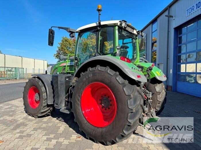 Fendt 724 VARIO S4 Profi Plus Traktorer