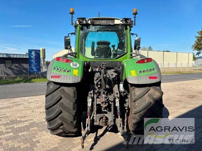 Fendt 724 VARIO S4 Profi Plus Traktorer