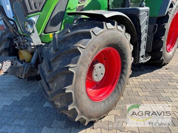 Fendt 724 VARIO S4 Profi Plus Traktorer