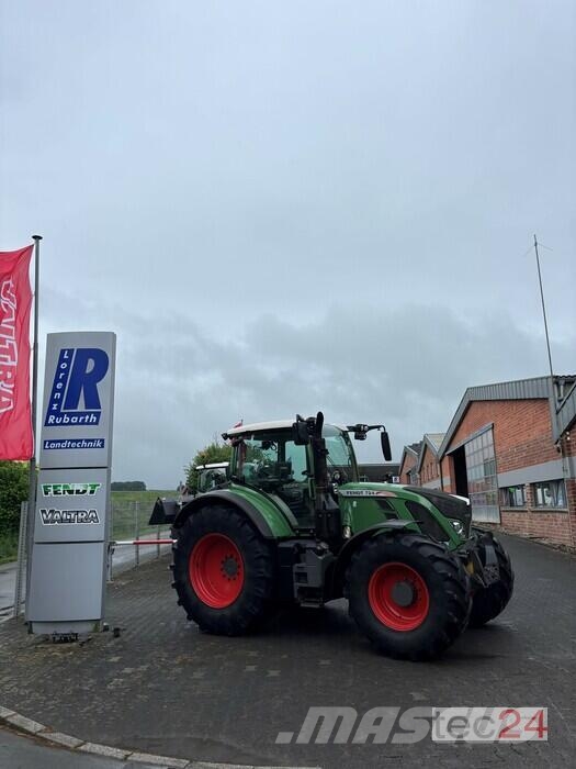 Fendt 724 VARIO SCR Трактори
