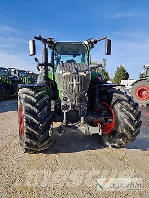 Fendt 728 Gen7 Трактори