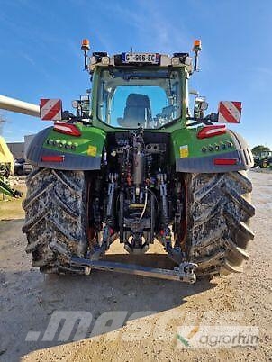 Fendt 728 Gen7 Трактори