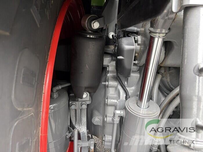 Fendt 728 VARIO GEN-7 Traktori