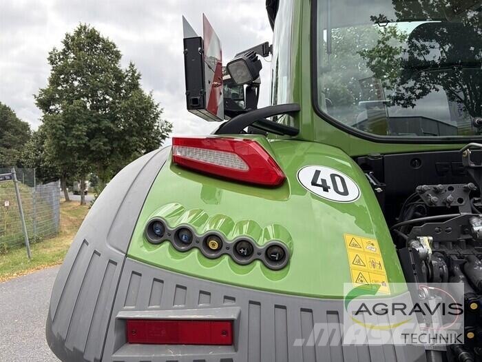 Fendt 728 VARIO GEN-7 Traktori