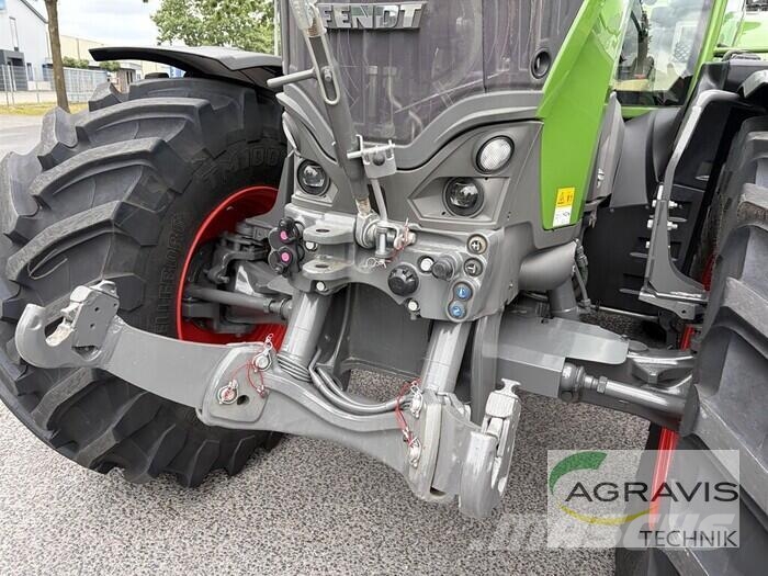 Fendt 728 VARIO GEN-7 Traktori
