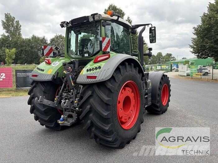 Fendt 728 VARIO GEN-7 Traktori