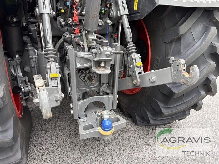 Fendt 728 VARIO GEN-7 Traktori