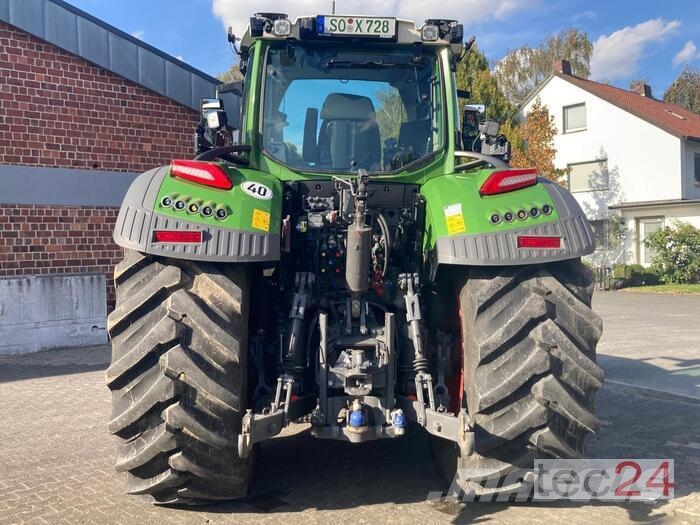 Fendt 728 VARIO GEN-7 Trattori
