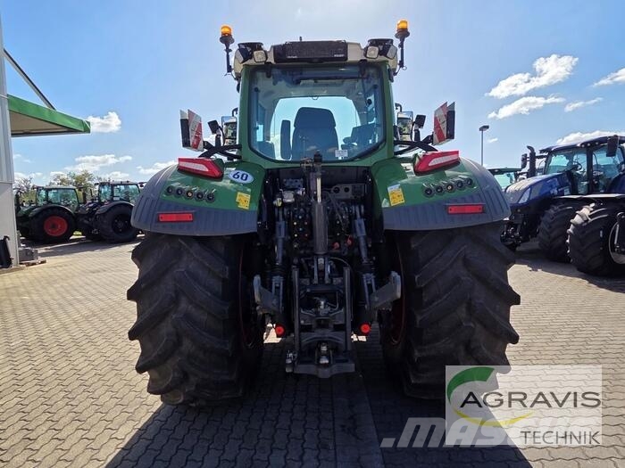 Fendt 728 VARIO GEN-7 Profi+ Setting2 Tractoren