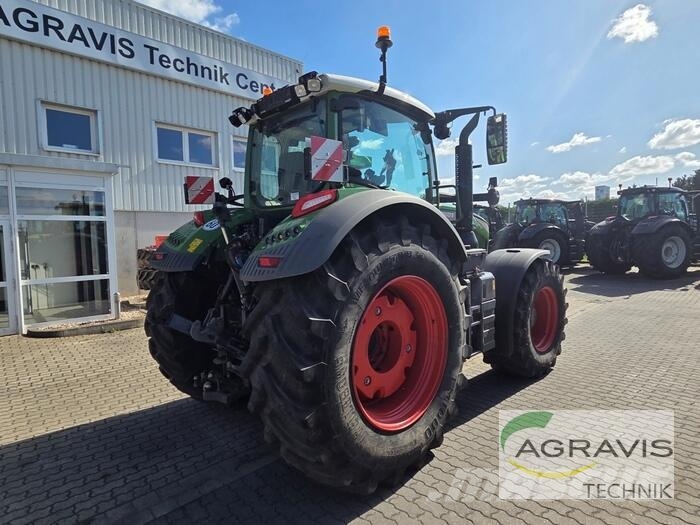 Fendt 728 VARIO GEN-7 Profi+ Setting2 Tractoren