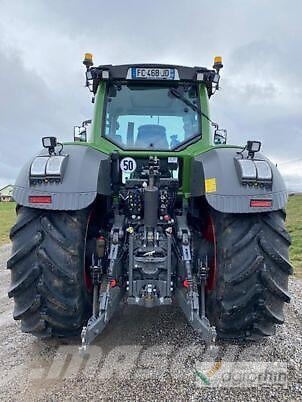 Fendt 824 PROFI PLUS Traktorit
