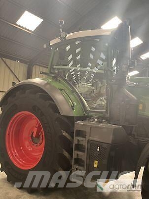 Fendt 824 VARIO S4 PROFI PLUS Tratores Agrícolas usados