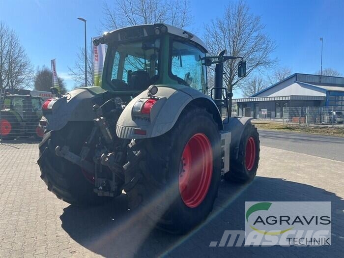 Fendt 824 VARIO SCR Profi Plus Tracteur