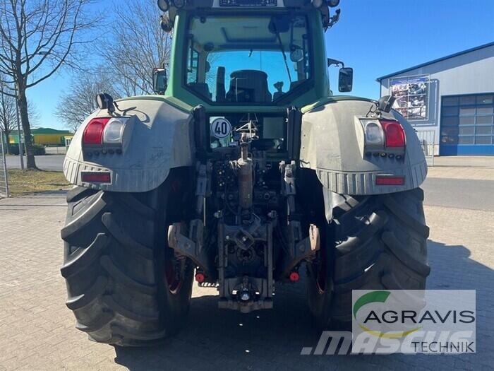 Fendt 824 VARIO SCR Profi Plus Tracteur