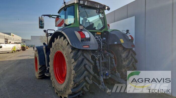 Fendt 826 VARIO S4 Profi Plus Traktoriai