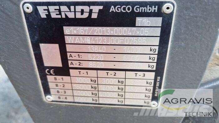 Fendt 826 VARIO S4 Profi Plus Traktoriai