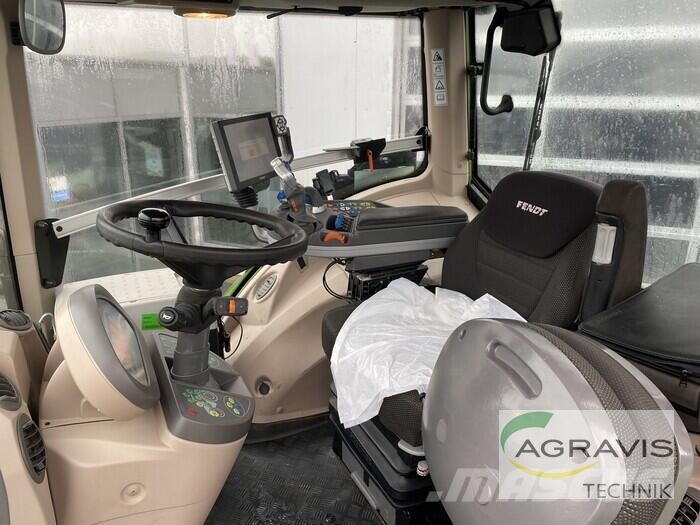 Fendt 826 VARIO S4 Profi Plus Traktorer