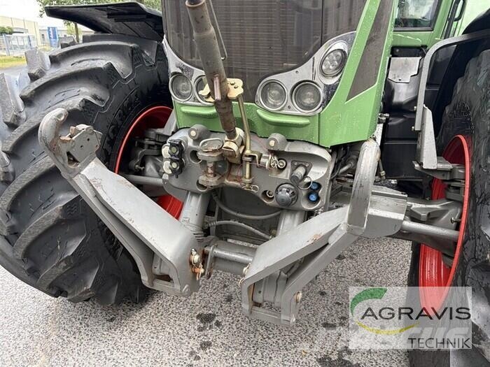 Fendt 826 VARIO SCR Profi mit Trimble-Lenksystem RTK Traktorer