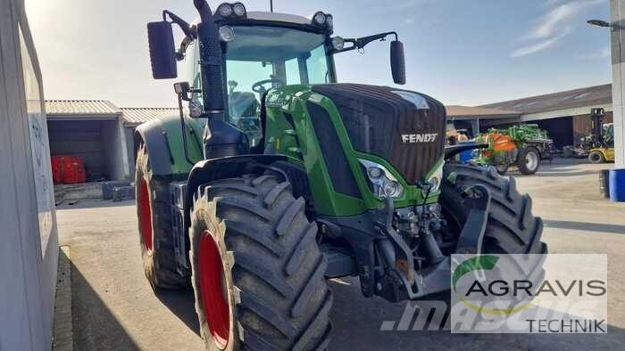 Fendt 828 VARIO S4 Tracteur